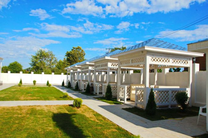 Отель "Paradise Beach" / "Парадайз Бич"