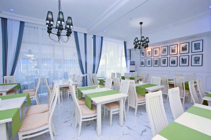 Отель "Paradise Beach" / "Парадайз Бич"